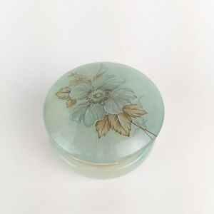 VTG Bomboniere Jade Green Hinged lid Trinket Box Hand Painted Purple Flowers